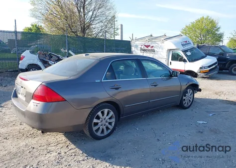 2006 Honda Accord 3.0 Ex из США, поврежденный, VIN 1HGCM66536A075061